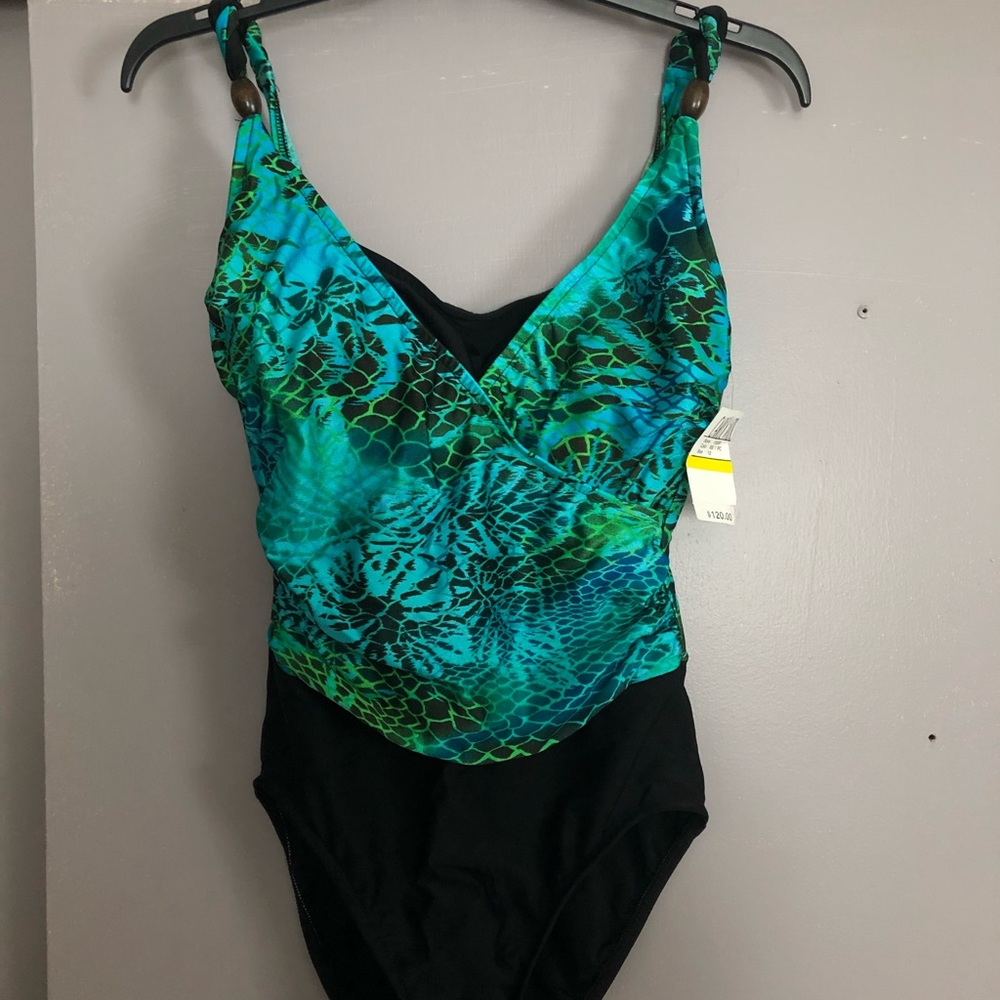 NWT Carol Wior - 1 pc bathing suit.